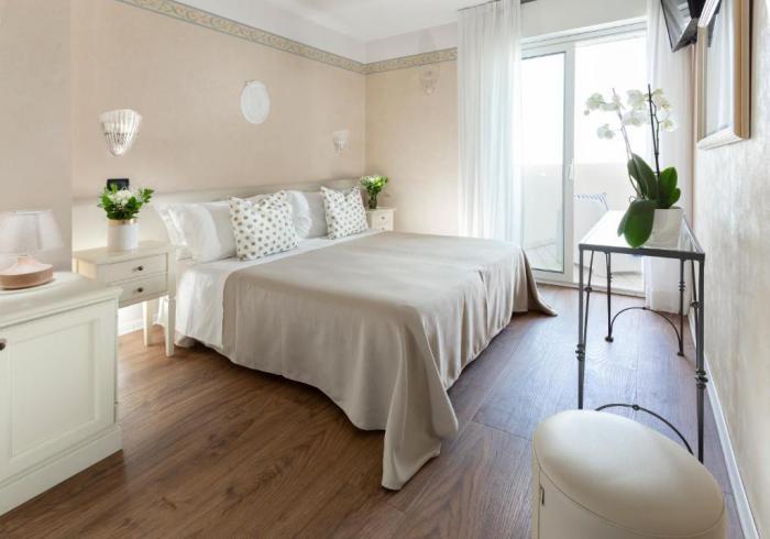 ריצ'יונה Hotel Apollo חדר תמונה