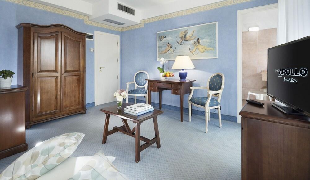 ריצ'יונה Hotel Apollo מראה חיצוני תמונה